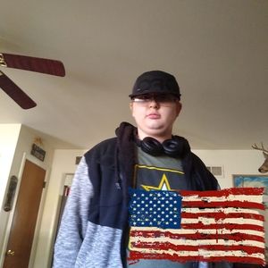 Meet your Posher, Cody